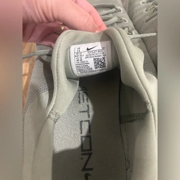 Nike Free Metcon 6 Men’s Sneakers - Picture 4 of 6